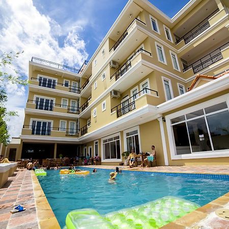 Mad Monkey Hostel Kampot (Adults Only) Dış mekan fotoğraf