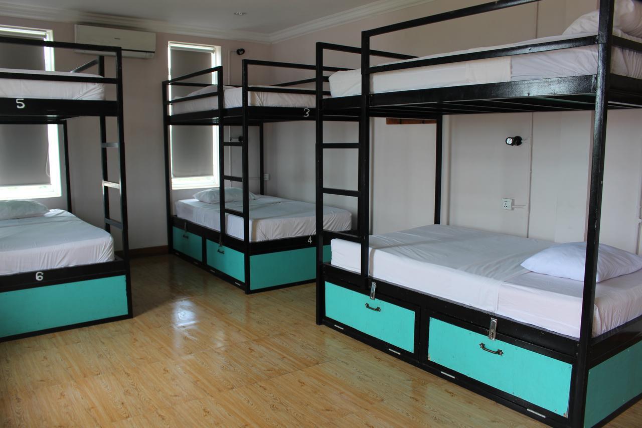 Mad Monkey Hostel Kampot (Adults Only) Dış mekan fotoğraf