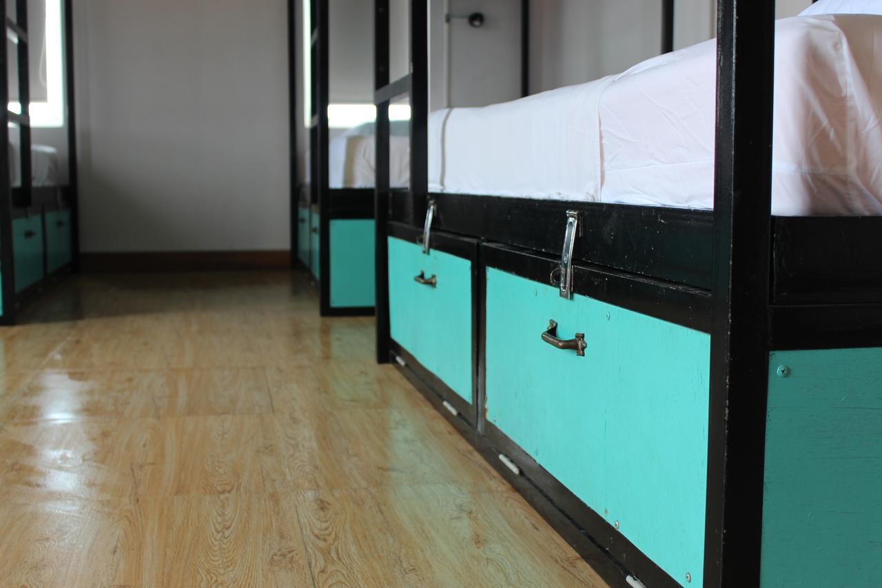 Mad Monkey Hostel Kampot (Adults Only) Dış mekan fotoğraf
