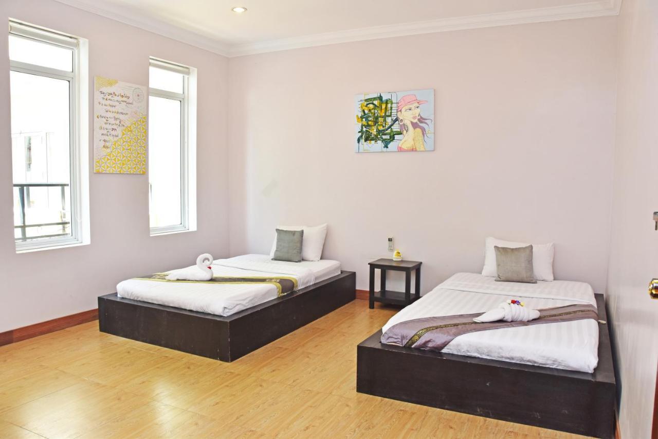 Mad Monkey Hostel Kampot (Adults Only) Dış mekan fotoğraf