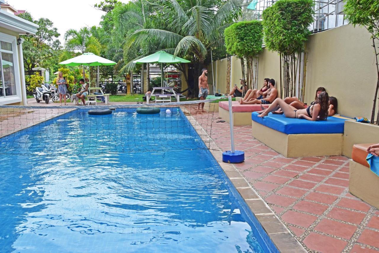 Mad Monkey Hostel Kampot (Adults Only) Dış mekan fotoğraf