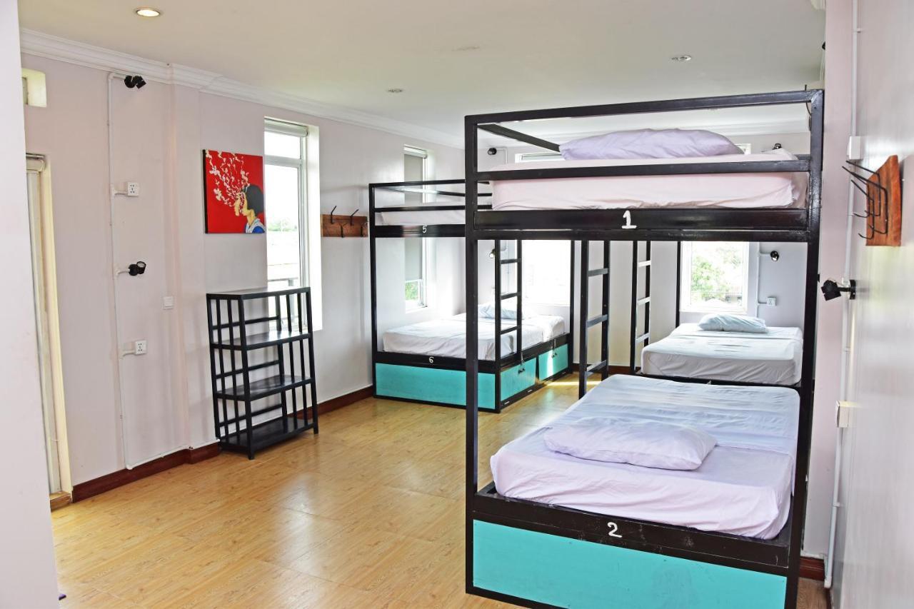 Mad Monkey Hostel Kampot (Adults Only) Dış mekan fotoğraf