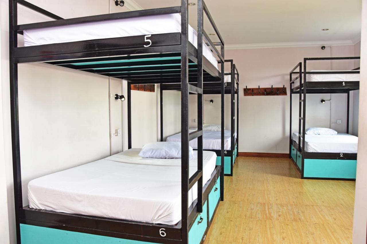 Mad Monkey Hostel Kampot (Adults Only) Dış mekan fotoğraf
