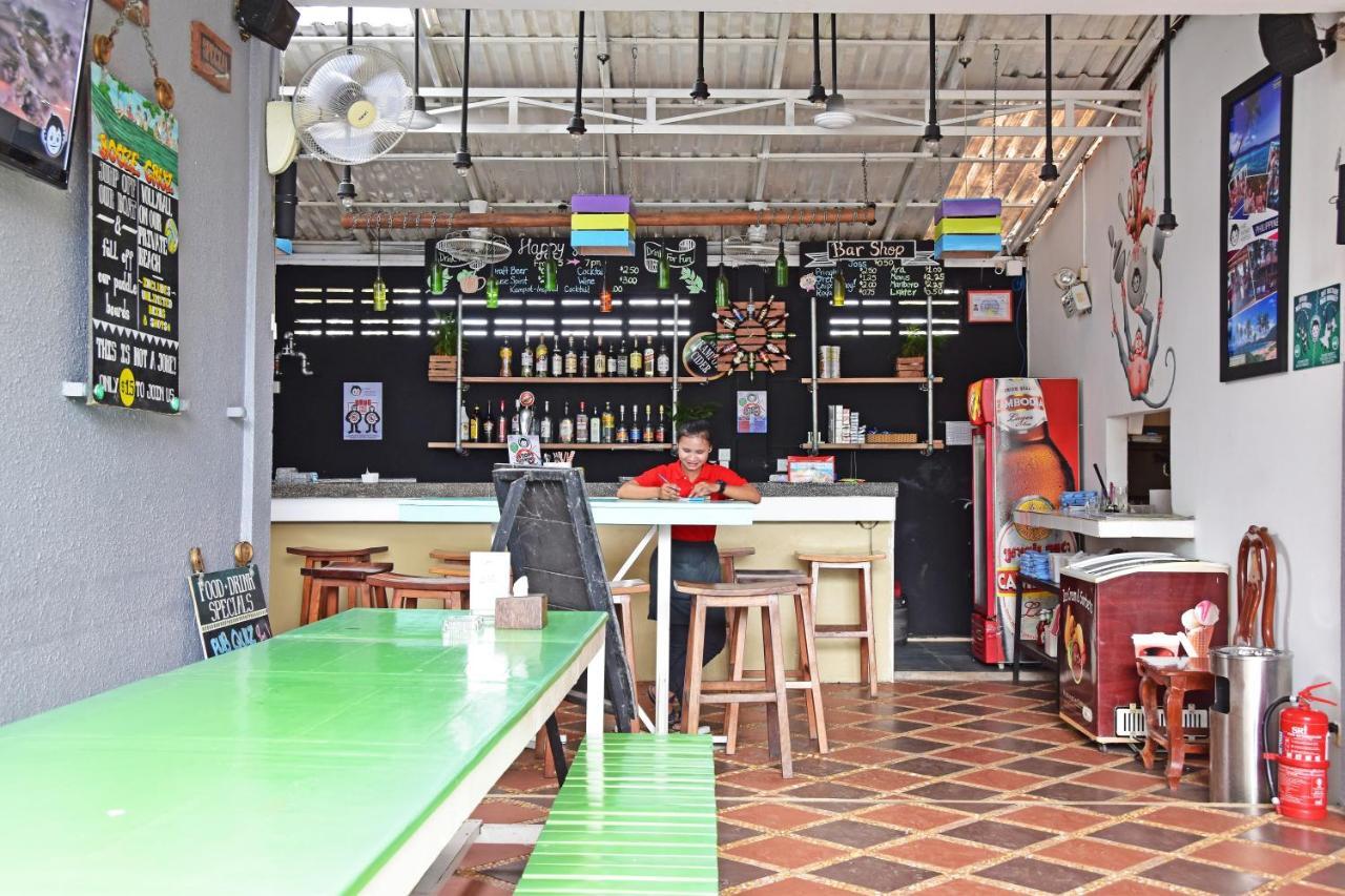 Mad Monkey Hostel Kampot (Adults Only) Dış mekan fotoğraf